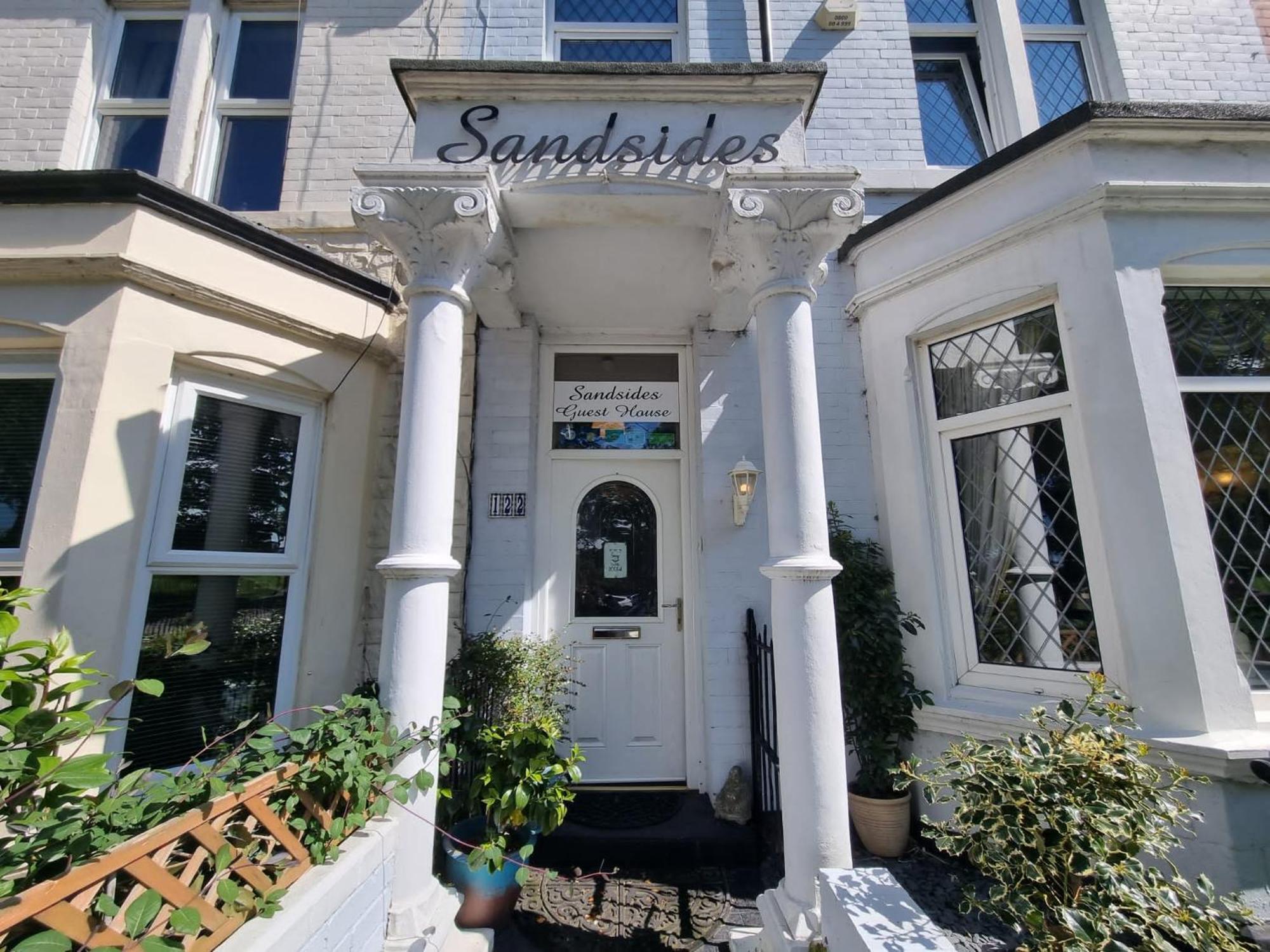 Sandsides Guest House Вітлі-Бей Екстер'єр фото
